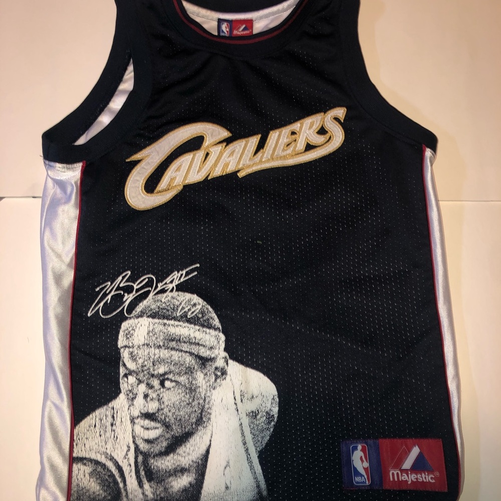 Lebron James Cleveland Cavaliers jersey